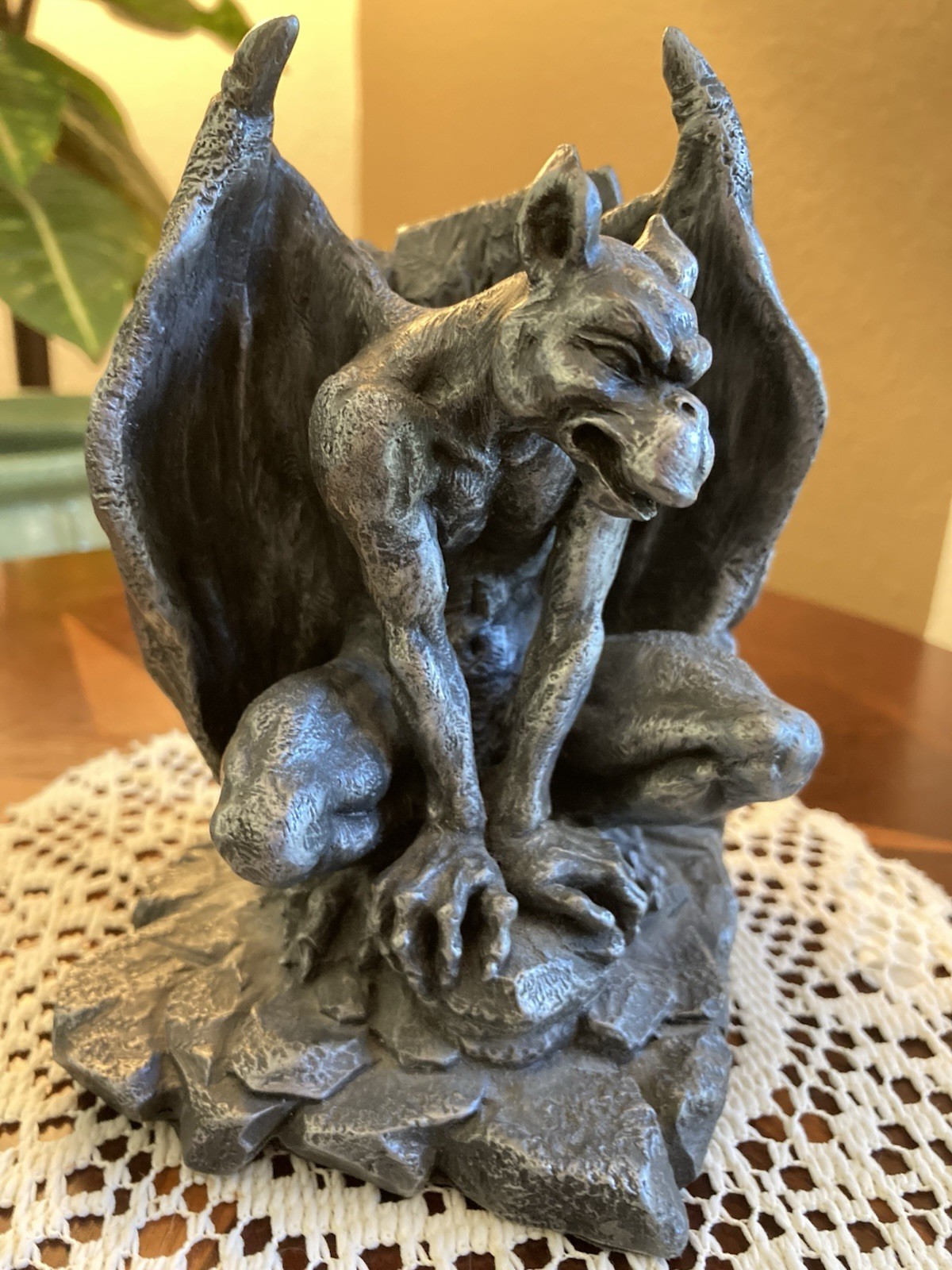 Gothic GARGOYLE Single Bookend Statue; Resin; 5.5” H; Adam’s Apple, Veronese