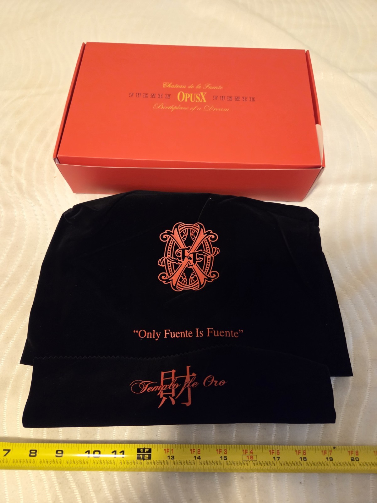 Arturo Fuente Opus X Temple de Oro Cloth Case And Outer Cardboard Box -- New Arturo Fuente Opus X Temple de Oro Cloth Case And Outer Cardboard Box -- New