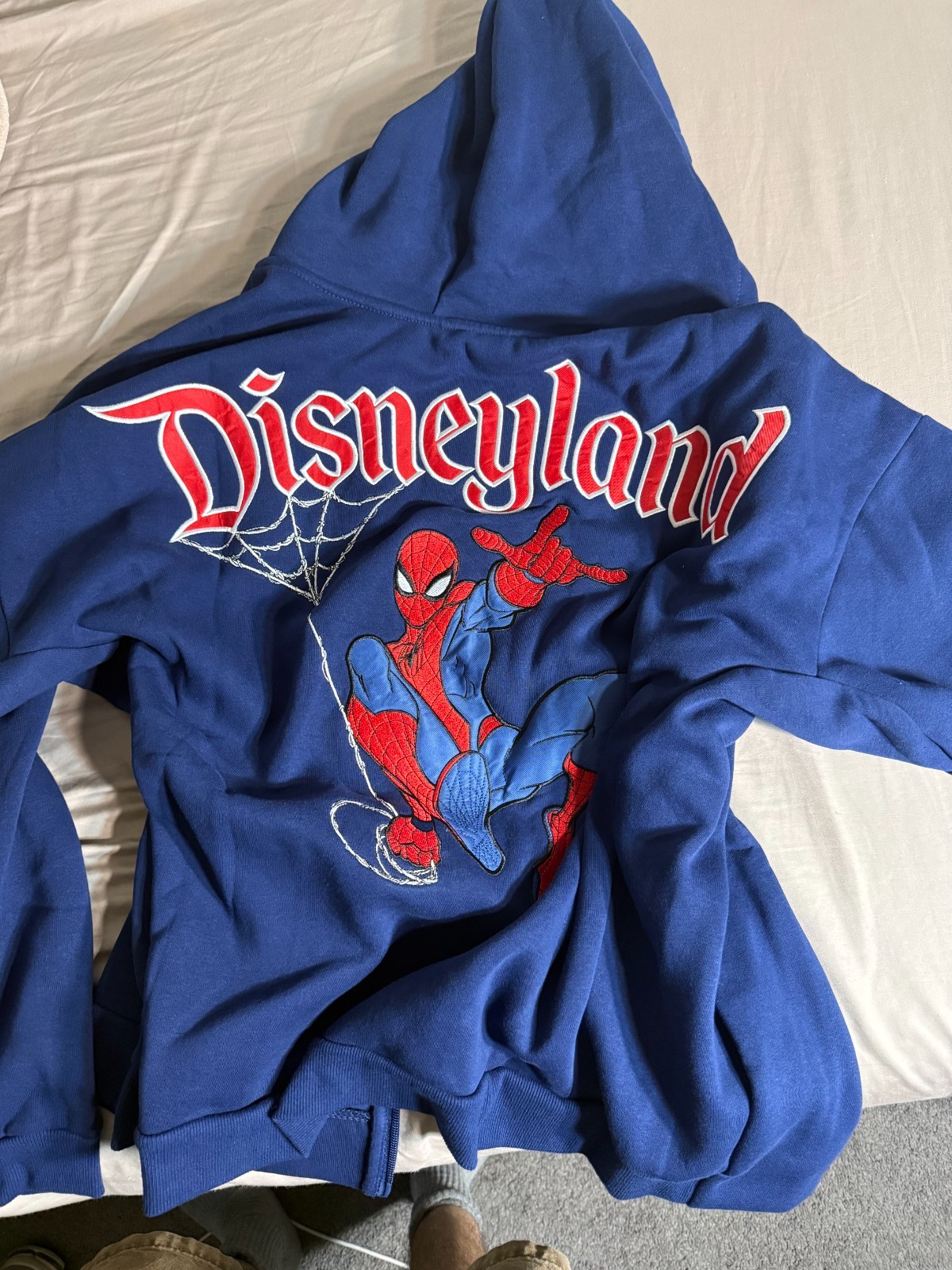 2026 Disneyland Spiderman Zip Up Sweatshirt Hoodie Adult XL NWT Disney Parks