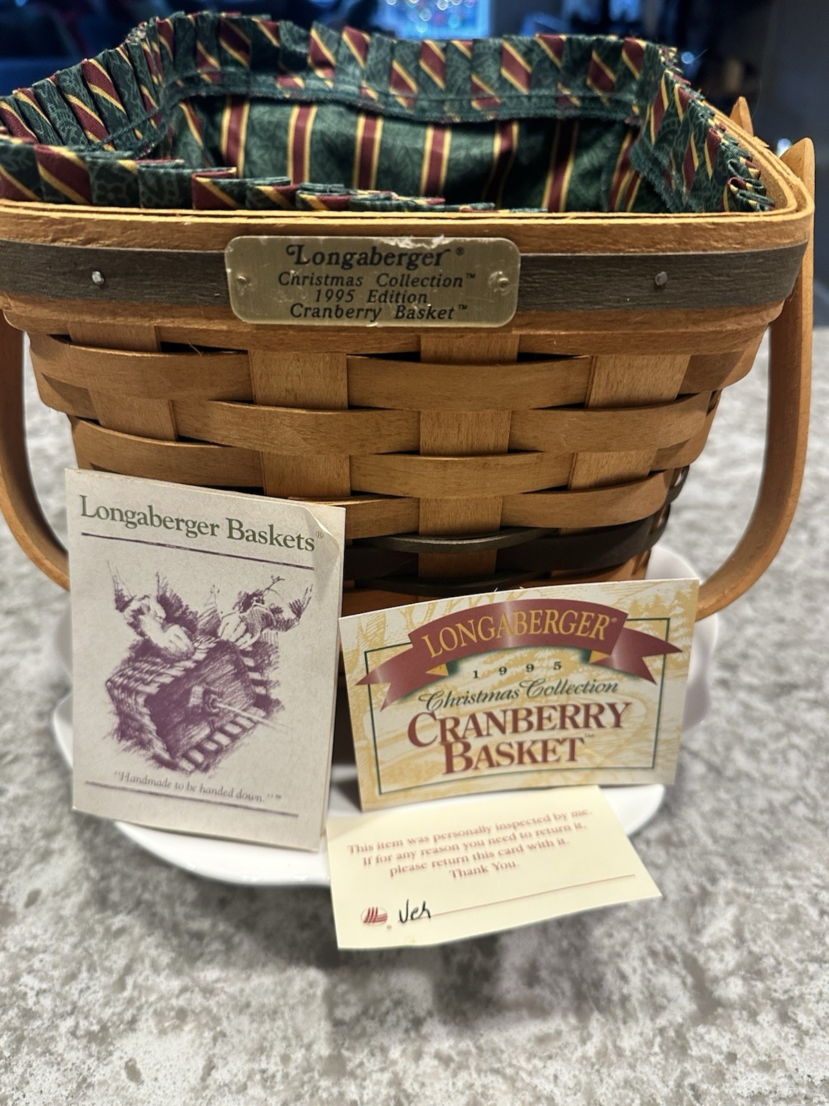 LONGABERGER 1995 Christmas Collection Cranberry Basket W/ Fabric Liner LONGABERGER 1995 Christmas Collection Cranberry Basket W/ Fabric Liner