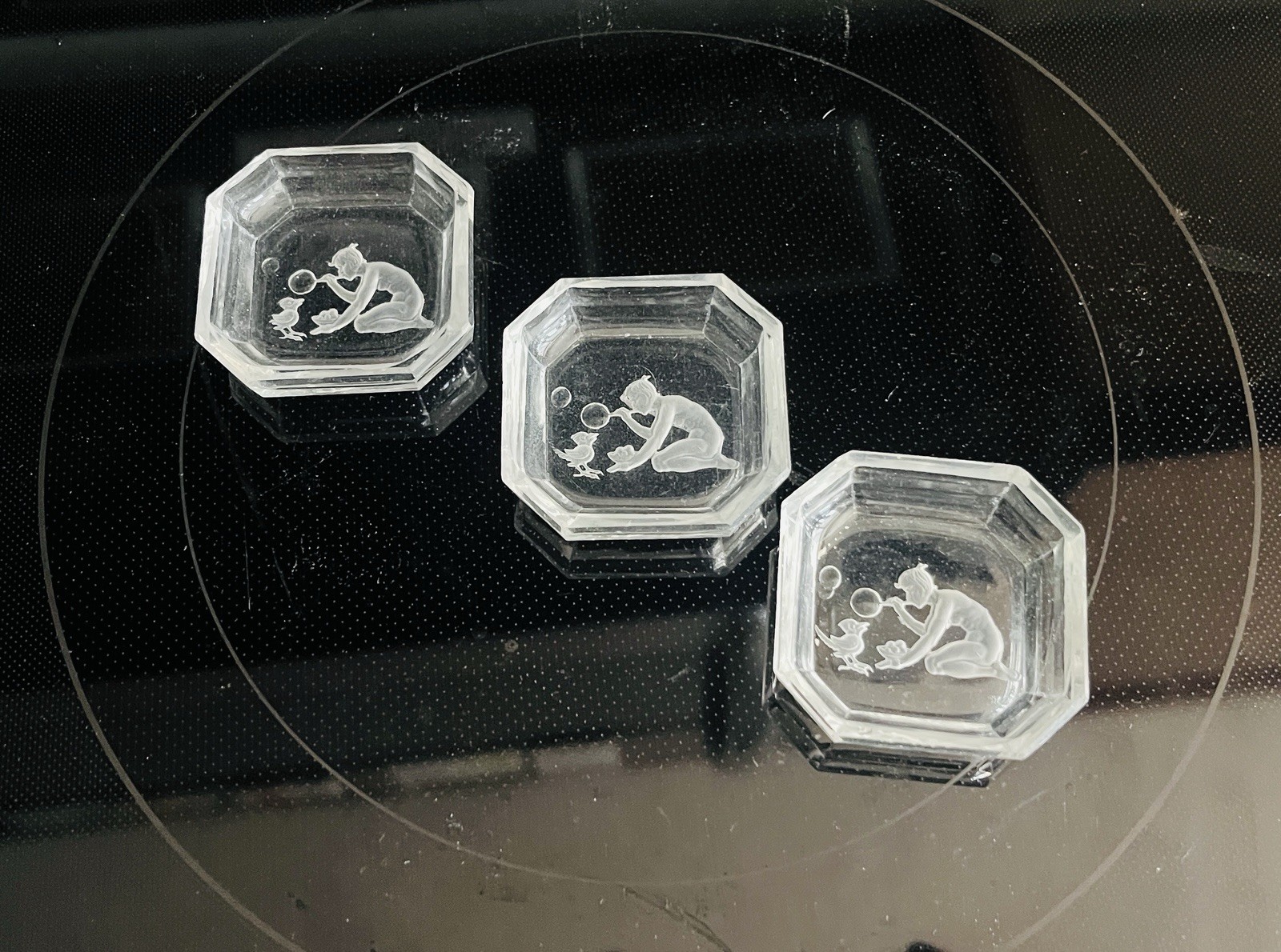 Set Of 3 Czech Bohemian Glass Intaglio Cupid Salt Cellars Hoffman Schlevogt Set Of 3 Czech Bohemian Glass Intaglio Cupid Salt Cellars Hoffman Schlevogt