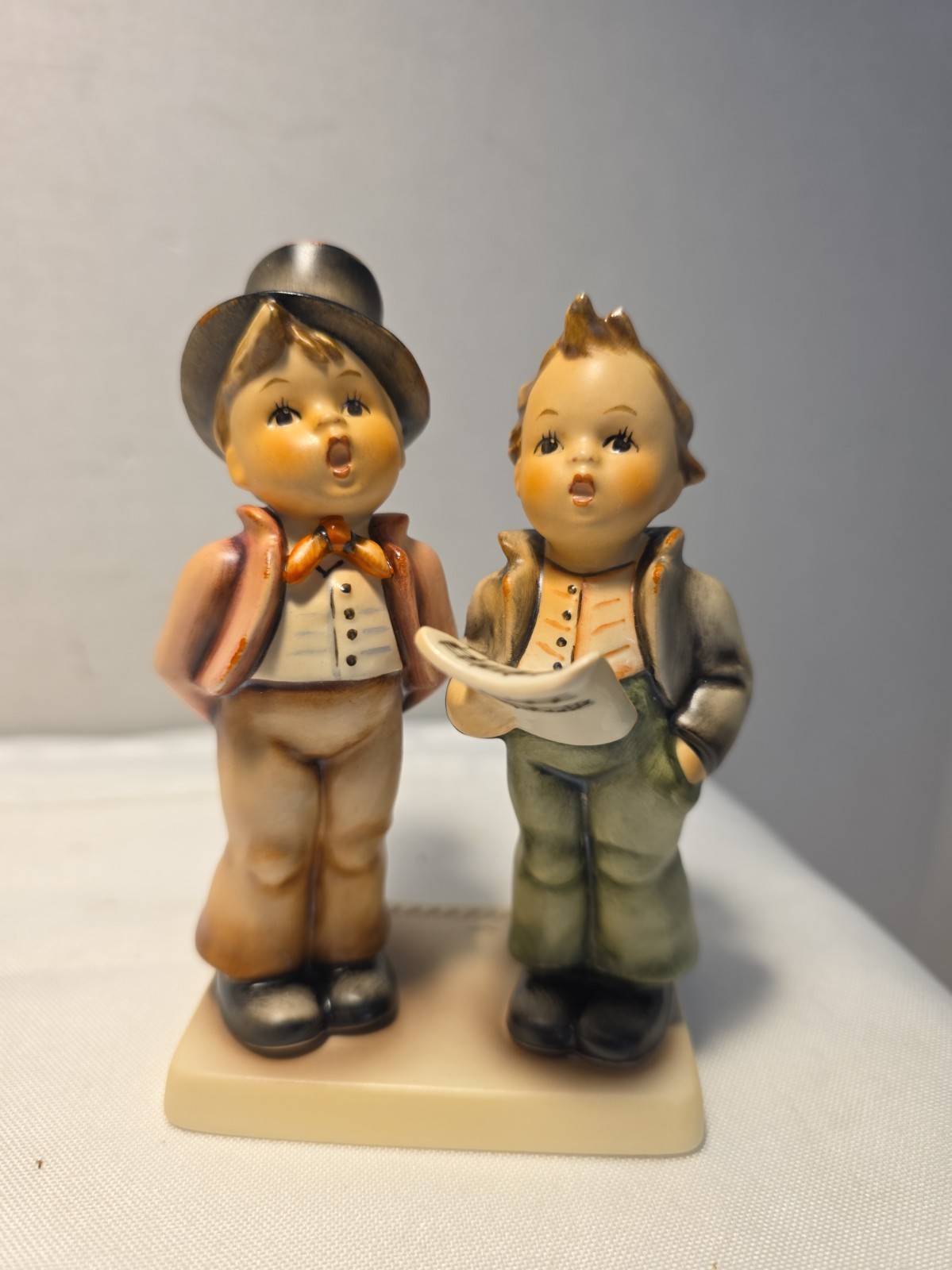 M J HUMMEL #130 DUET / FIGURINE TMK-1 Incised Crown / Rare / Very Nice M J HUMMEL #130 DUET / FIGURINE TMK-1 Incised Crown / Rare / Very Nice