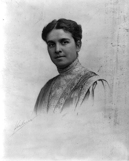 Photo:[Mrs. Raymond Robins]