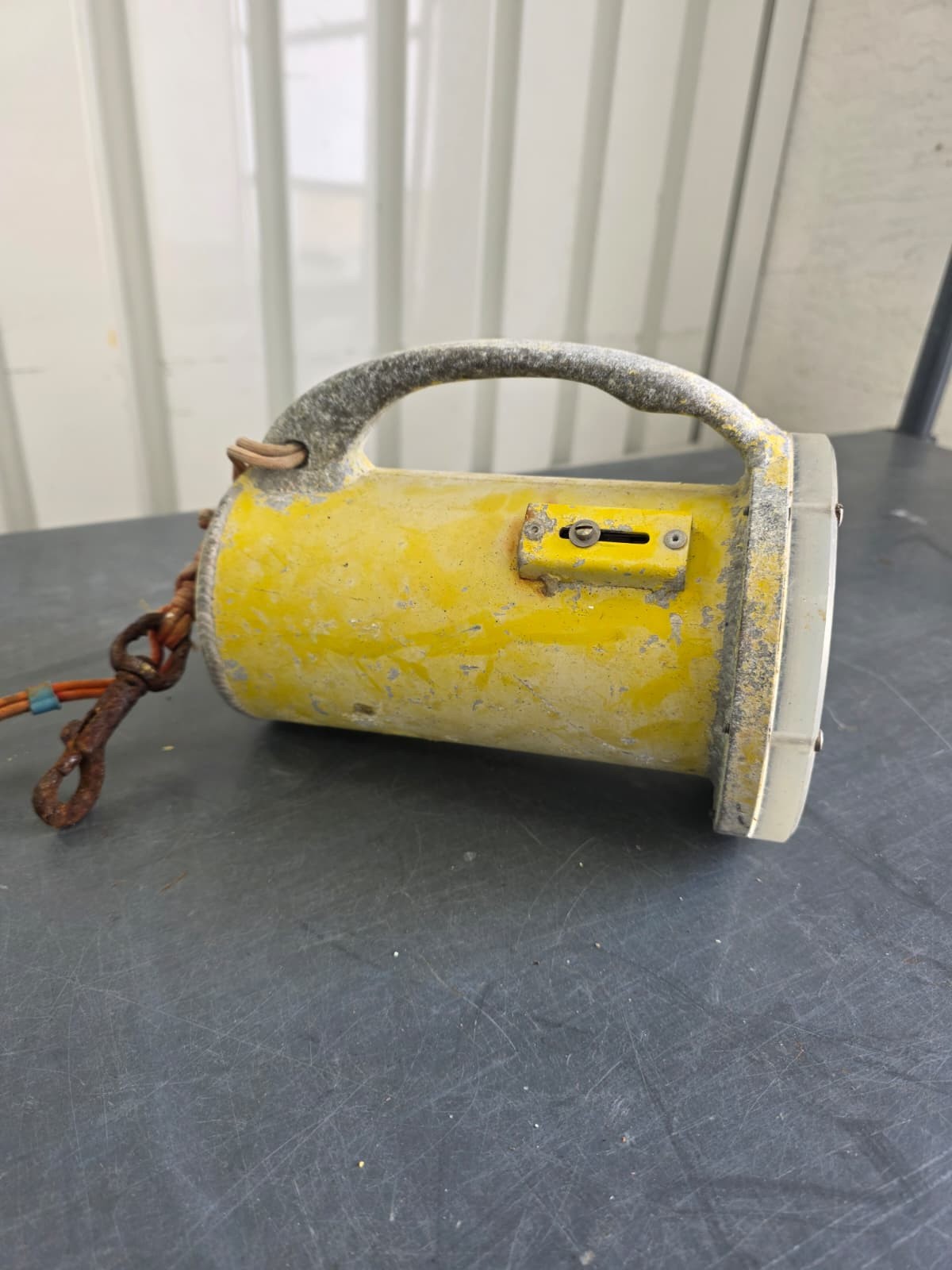 Vintage Stabrella 500B Dive Light – Attributed Jaws Film Production Prop – Rare
