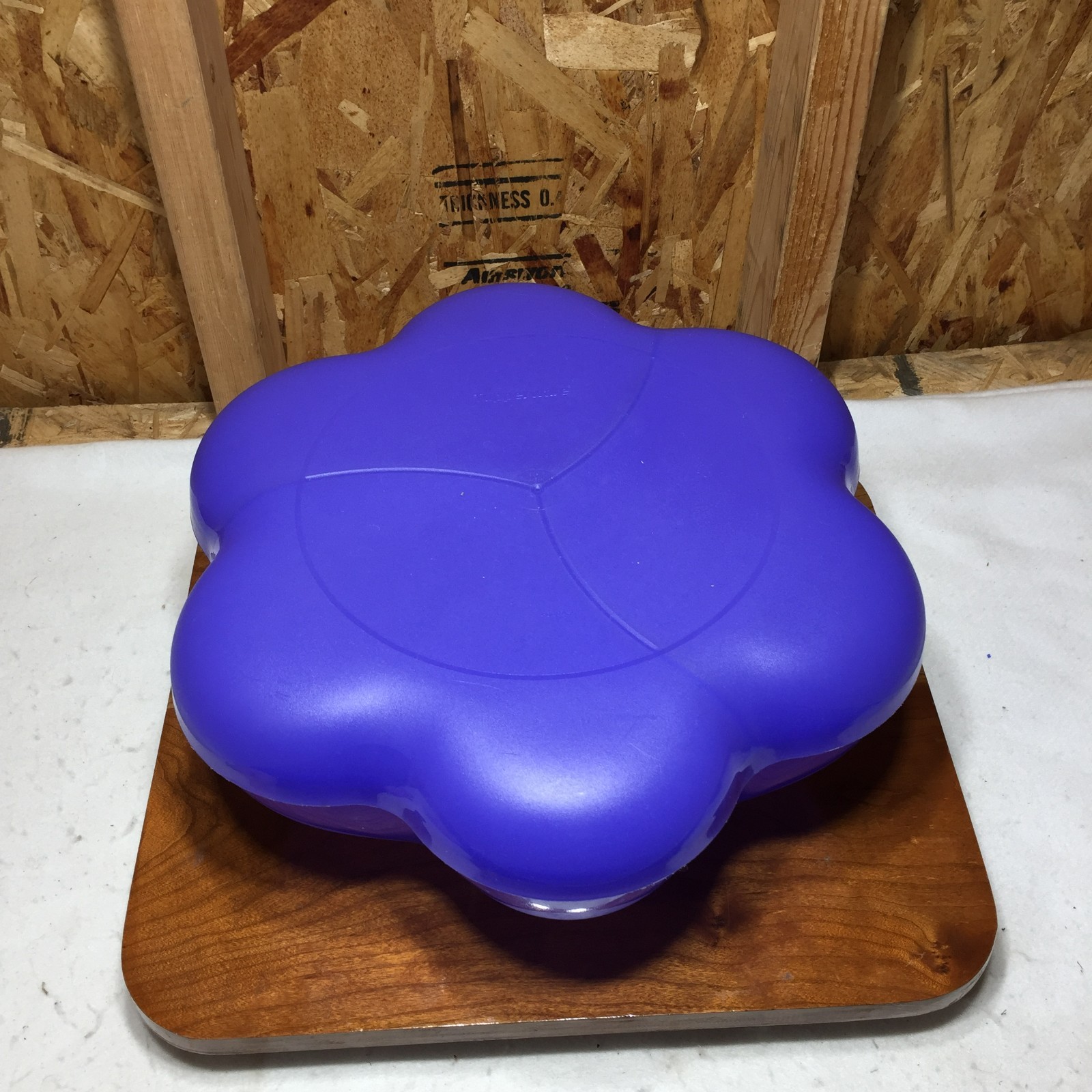 Tupperware Chip \'N Dip Bowl Set Blue