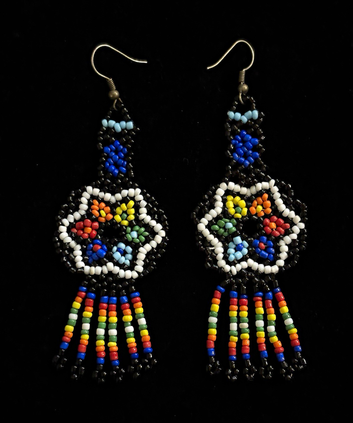 3” VTG Handcrafted Mexican Huichol Seed Beaded Flower Dangle Earrings Multicolor 3” VTG Handcrafted Mexican Huichol Seed Beaded Flower Dangle Earrings Multicolor