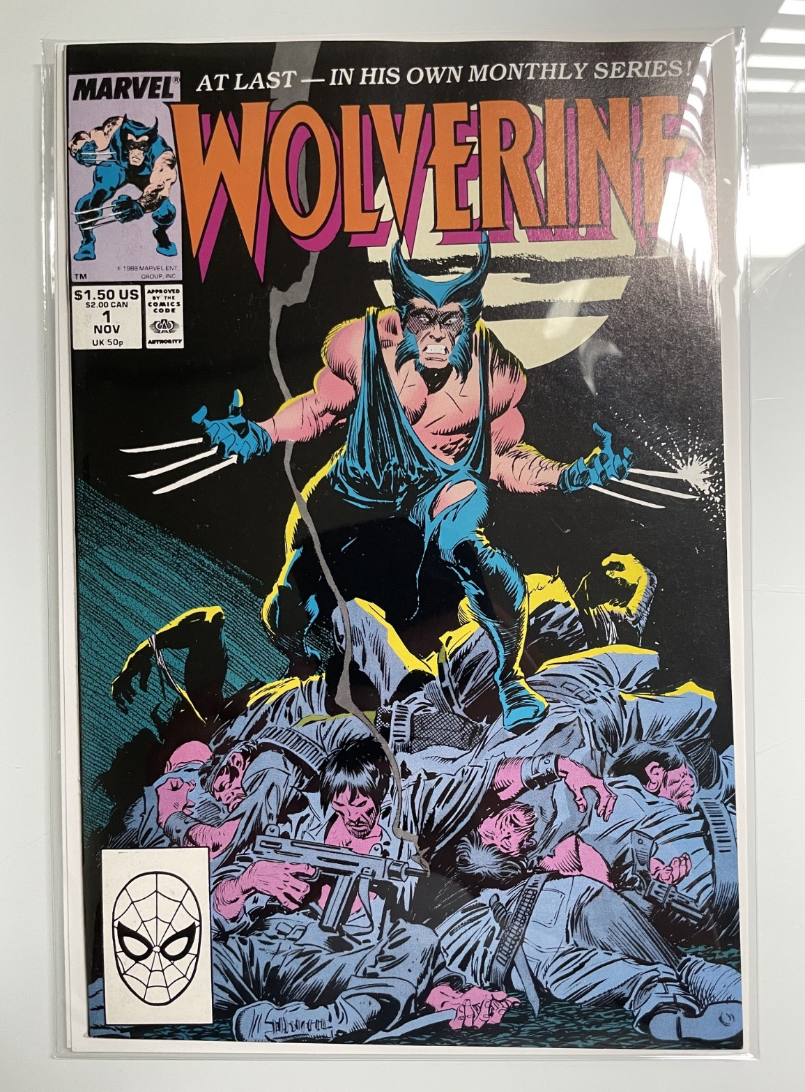 Wolverine #1 First Ongoing Series Debut of Black Costume 1988 VF+/NM Wolverine #1 First Ongoing Series Debut of Black Costume 1988 VF+/NM