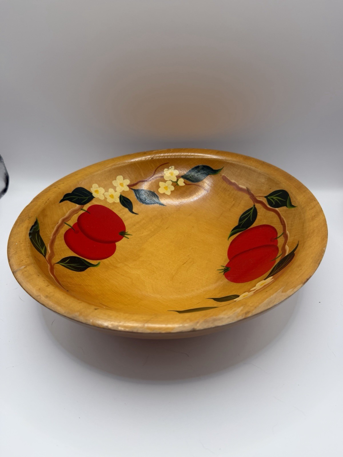 Vintage Munising 3 Footed Wooden Hand Painted 11\