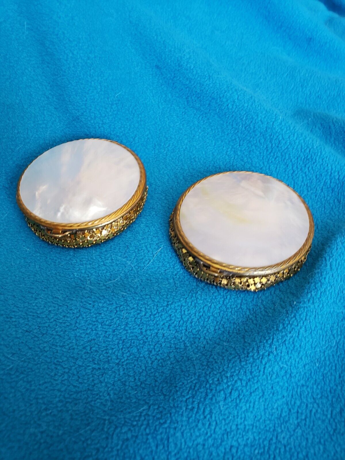 Ladies Vintage Abilone Shell Mother Of Pearl Pair 2 Mirrored Compacts Gold Mesh