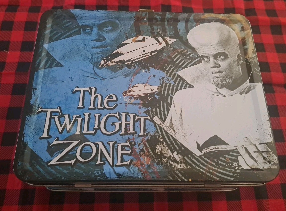 Twilight Zone Metal Lunch Box To Serve Man Richard Kiel Kanamit Bif Bang Pow CBS Twilight Zone Metal Lunch Box To Serve Man Richard Kiel Kanamit Bif Bang Pow CBS
