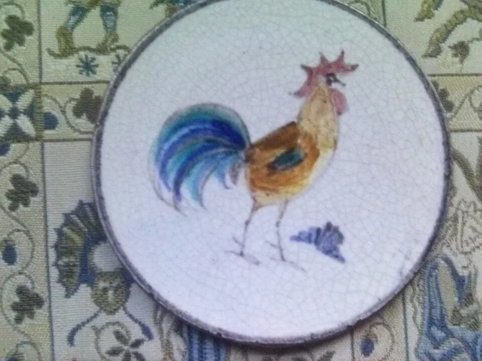 Rooster Chicken Plate Hand Paint Crackle VTG Art Pottery 4\