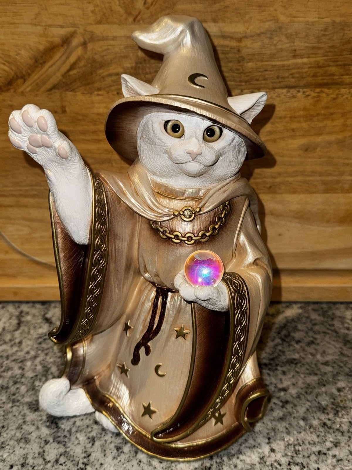 Windstone Editions Cat Wizard  White Yellow Eyes