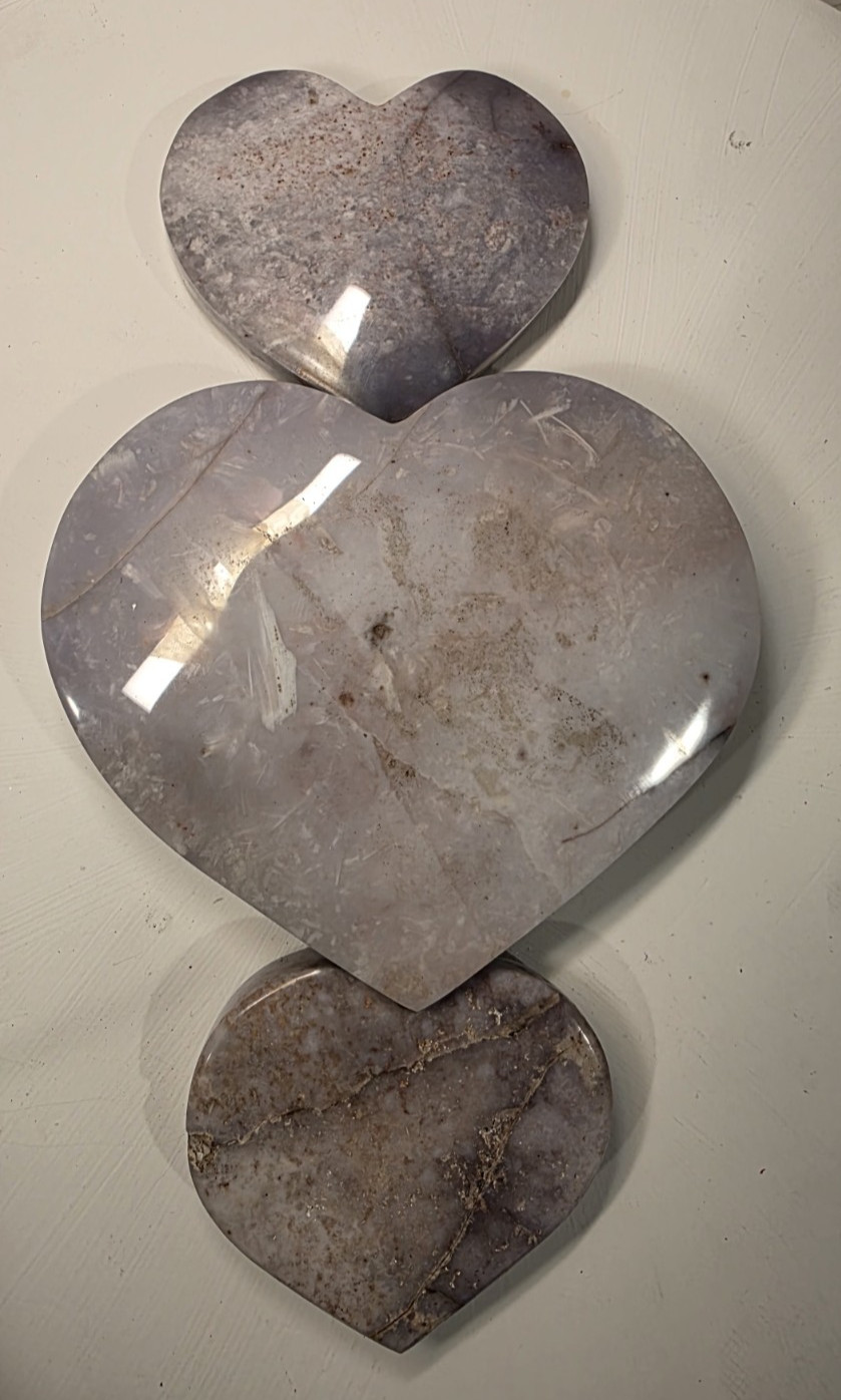3.25 lbs Natural Polished Quartz Agate Crystal Hearts 3 Piece Set Trio 3.25 lbs Natural Polished Quartz Agate Crystal Hearts 3 Piece Set Trio