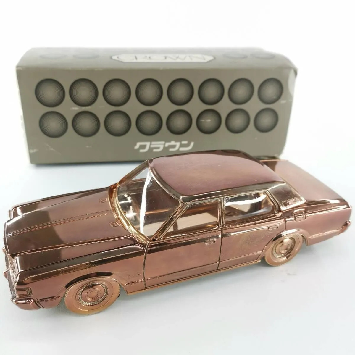 TOYOTA CROWN Royal Saloon 1978 Cigarette Case Ashtray Metal Vintage Unused Rare