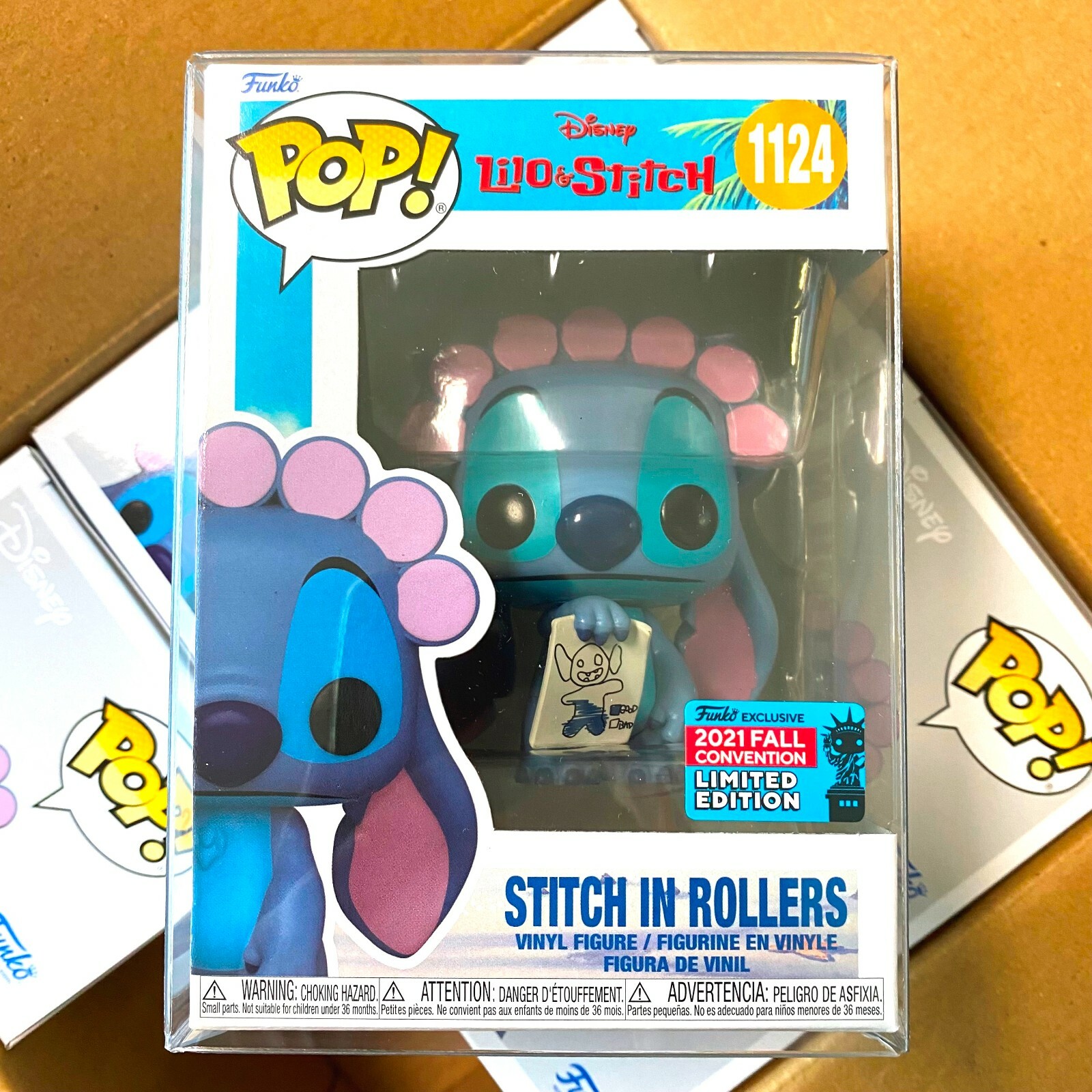 Funko Pop NYCC 2021 Share Exclusive : Disney Stitch in Rollers #1124 \