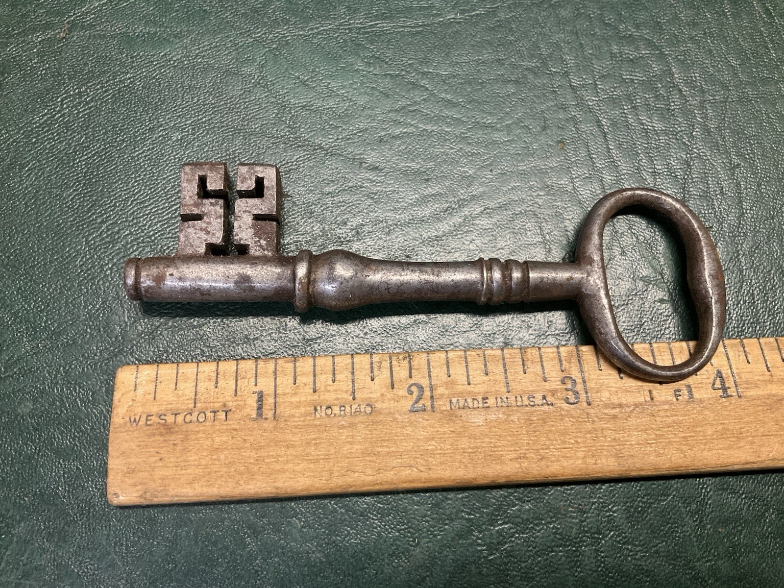Antique 1800s or Earlier  Beautiful Old Iron Skeleton Key