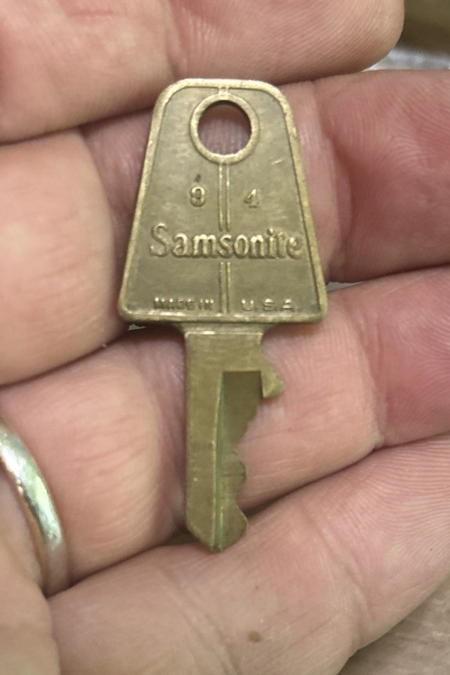 Vintage Samsonite Brass Luggage Key 94 Shwayder Bros Inc Denver Detroit
