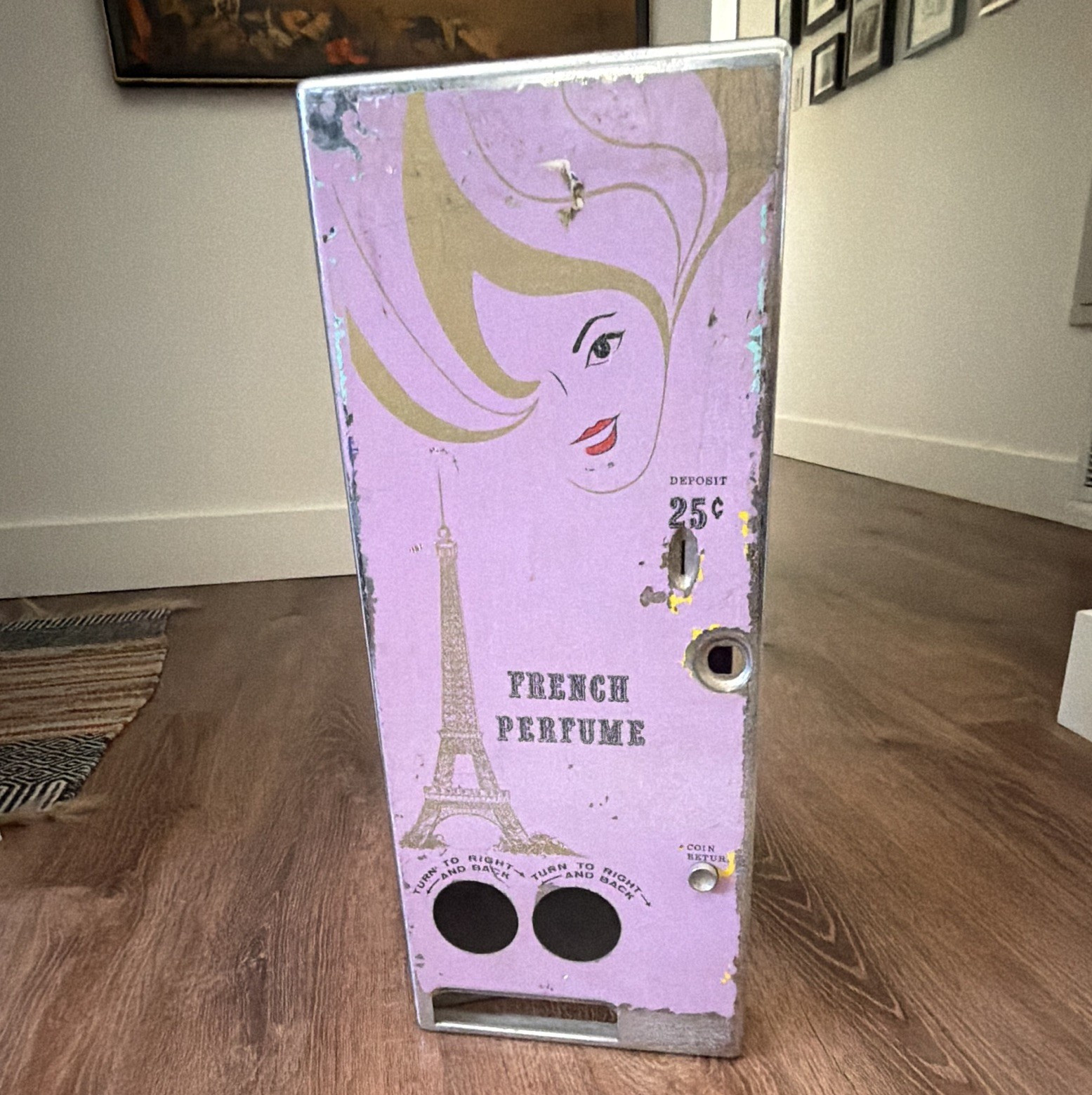Mid-20th Century Jennings & Company French Perfume 25¢ Coin-Op Vending Machine