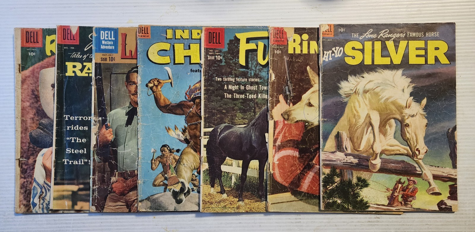 Dell Western Comic Book Lot Reading Copies Dell Western Comic Book Lot Reading Copies