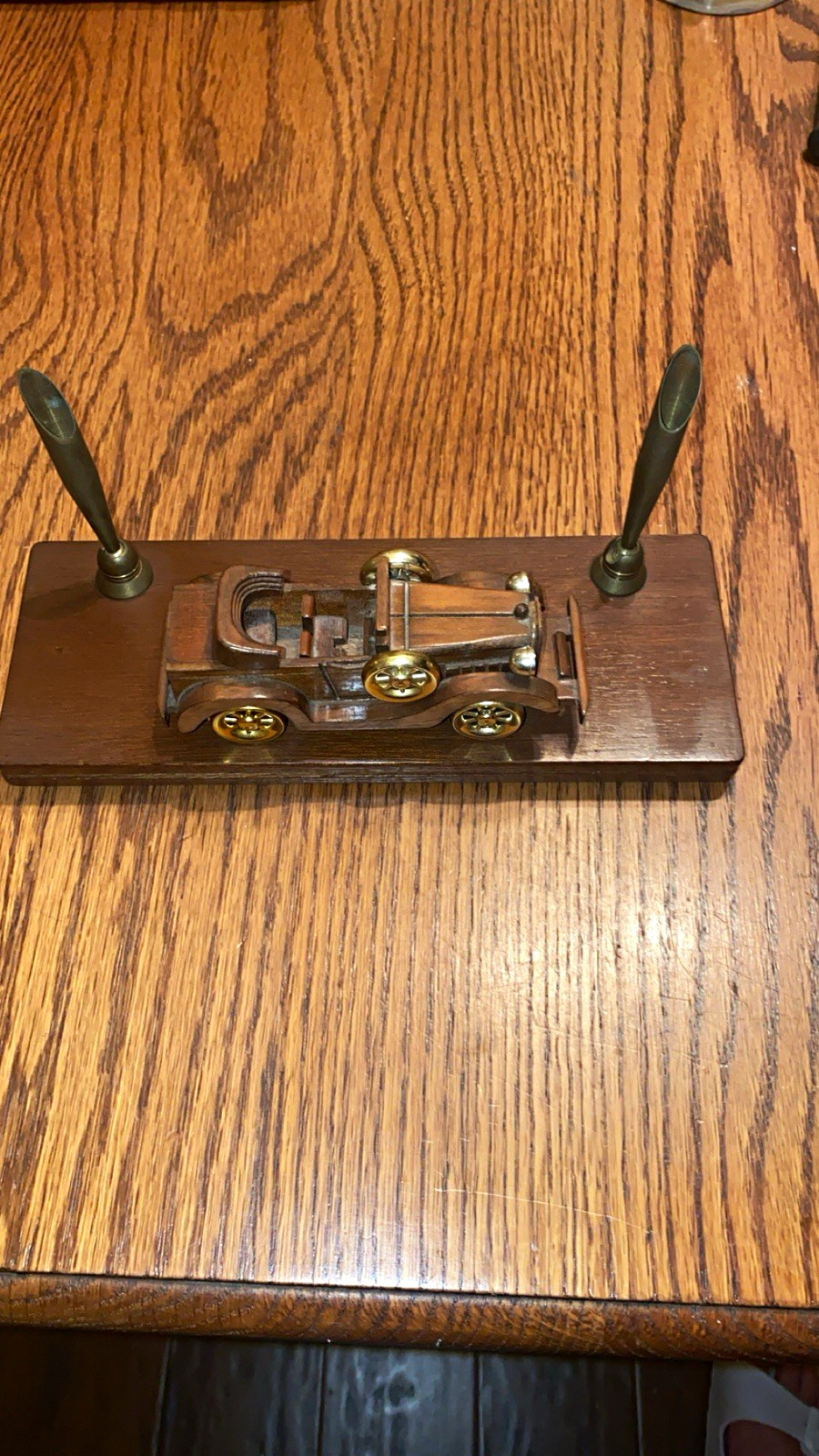 Vintage Wood Desktop Pen Holder Stand with Metal 2 Pen Rests & Decorative Car