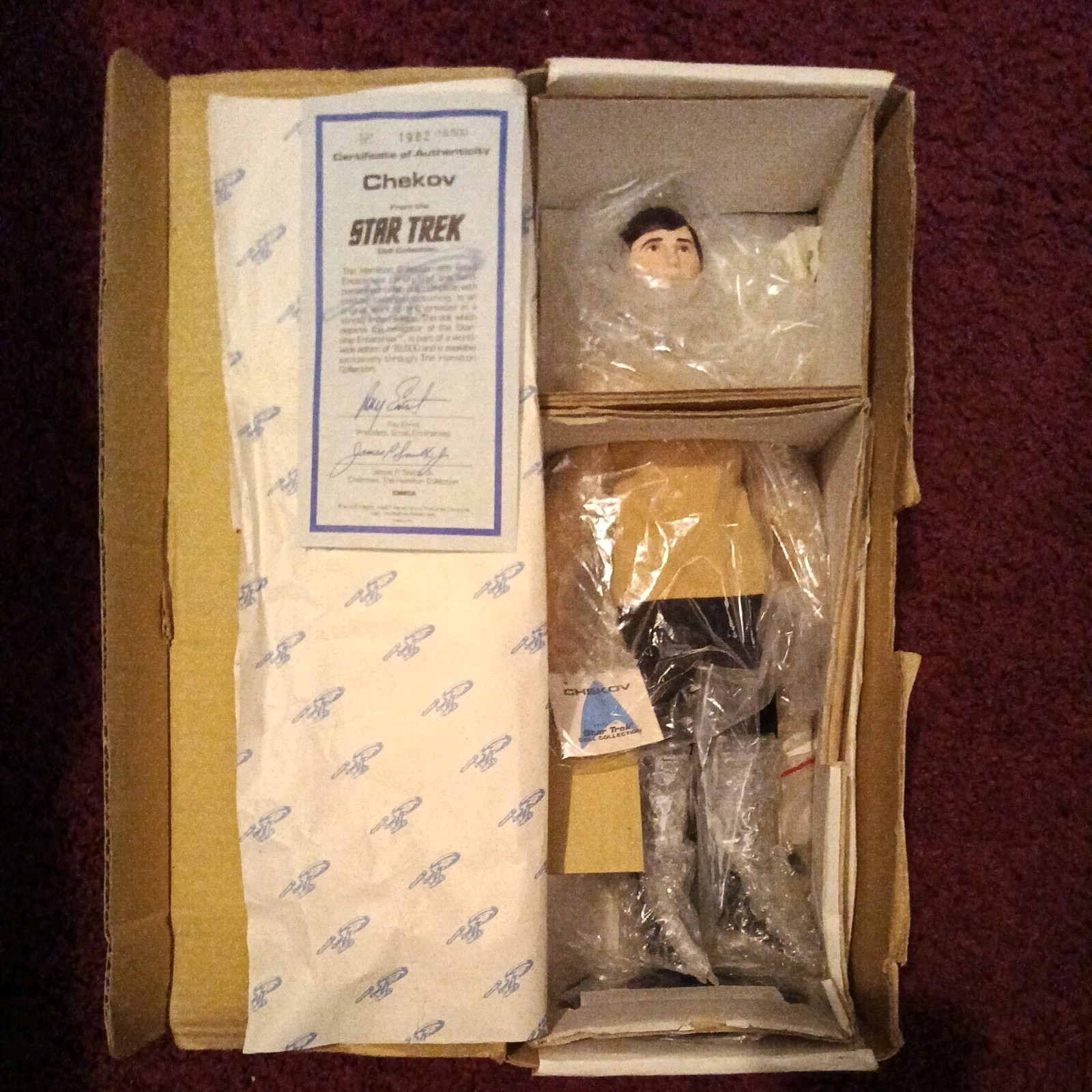 Vintage 1988 Hamilton Collection Star Trek Chekov 14” Porcelain Doll #1982/19500 Vintage 1988 Hamilton Collection Star Trek Chekov 14” Porcelain Doll #1982/19500