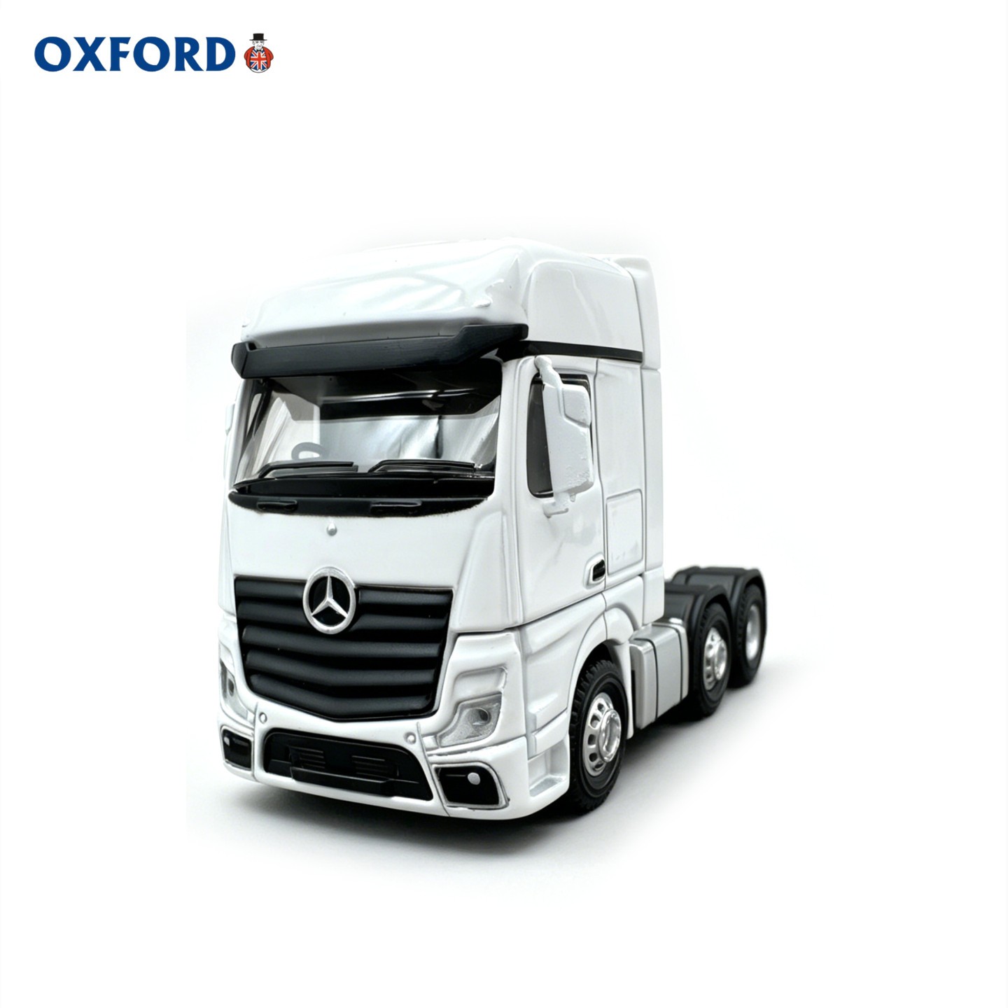 OXFORD 1/76 Actros Tractor Unit Diecast – Simulation Collection Model