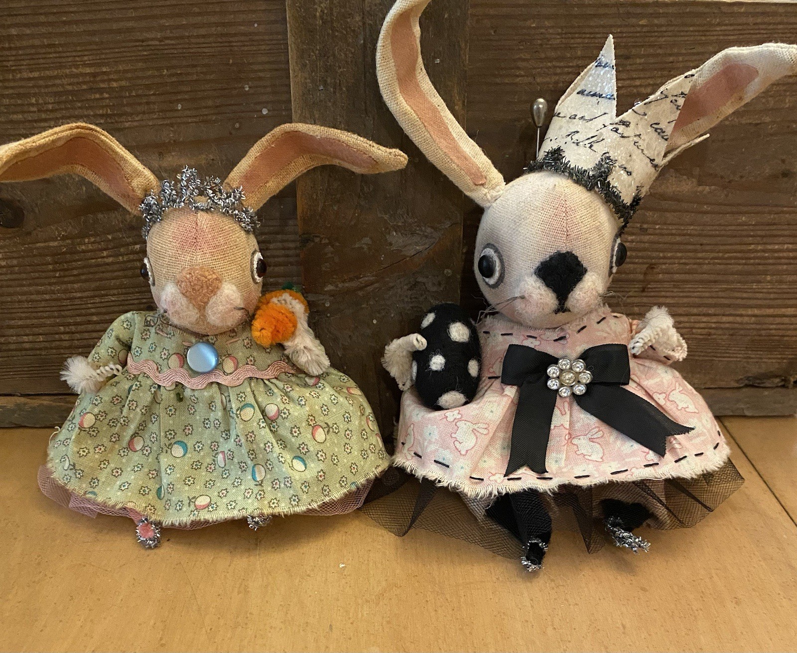 Primitive Set Of 2 Vintage Looking Bunny Rabbits Made By Grimitives Kaf Grimm