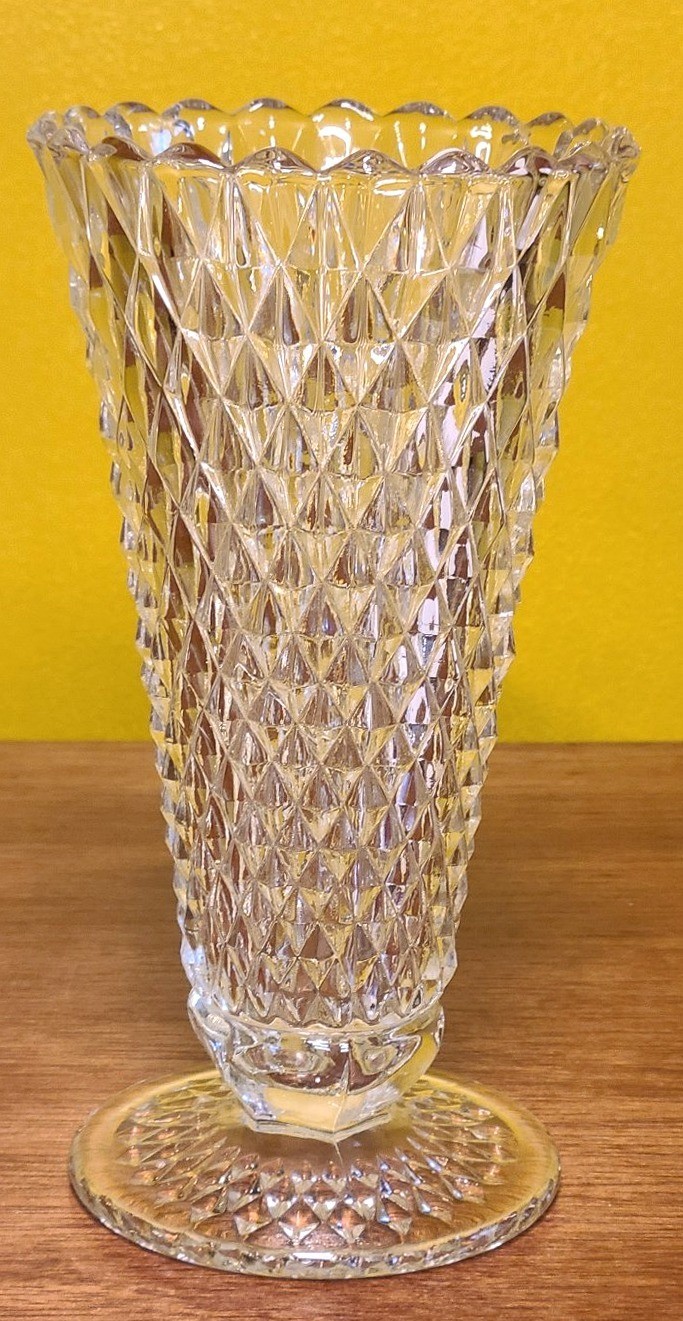 Vintage Indiana Glass Diamond Point Footed Trumpet Vase 8\