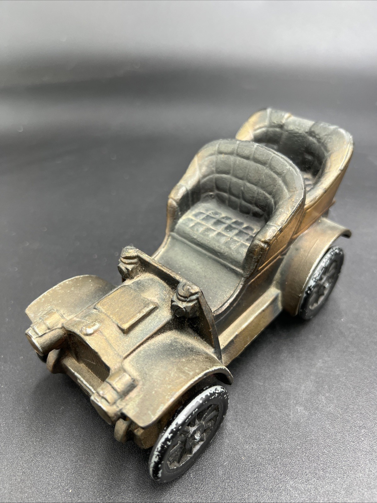 Banthrico Home Federal Savings Car Coin Bank