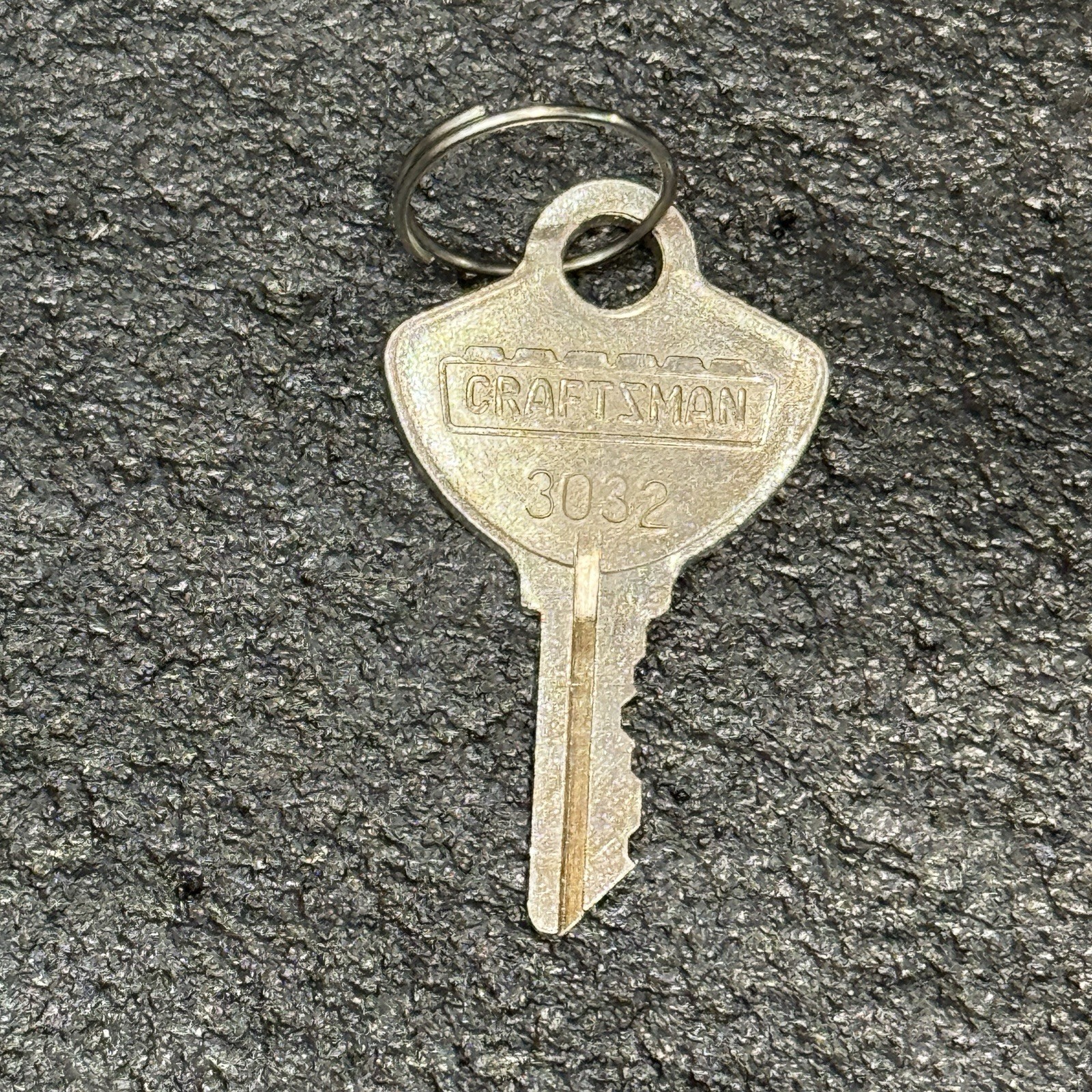 VTG 1960s 1970s Craftsman tool box chest key # 3032 CROWN Logo USA