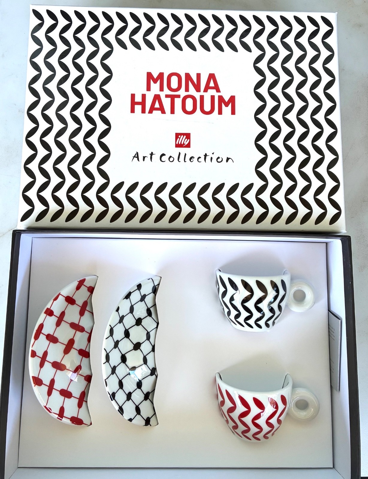 Illy Art Collection, 2021, Mona Hatoum, Set of 2 ESPRESSO Cups & Saucers Illy Art Collection, 2021, Mona Hatoum, Set of 2 ESPRESSO Cups & Saucers