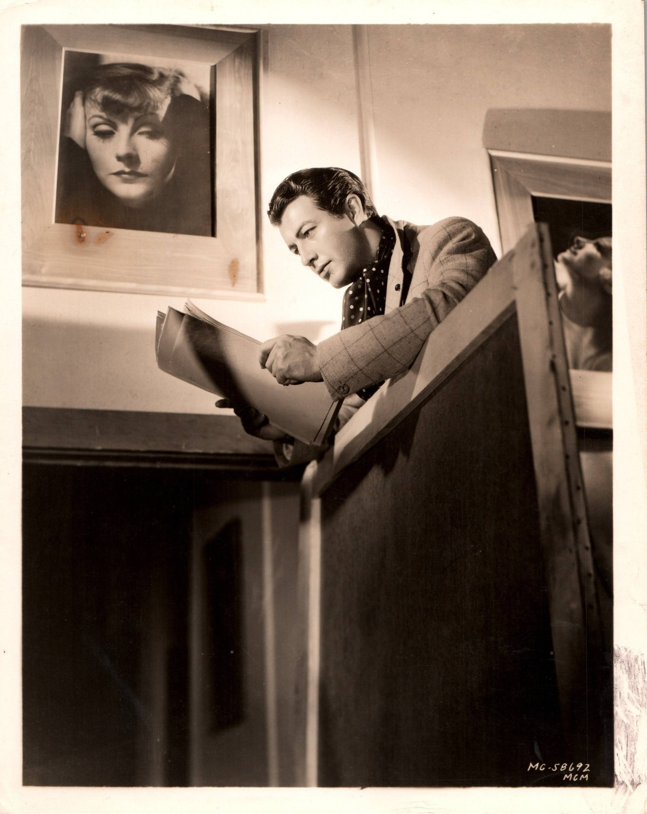 HOLLYWOOD ROBERT TAYLOR BEHIND SCENES GRETA GARBO PORTRAIT 1930s ORIG PHOTO MA