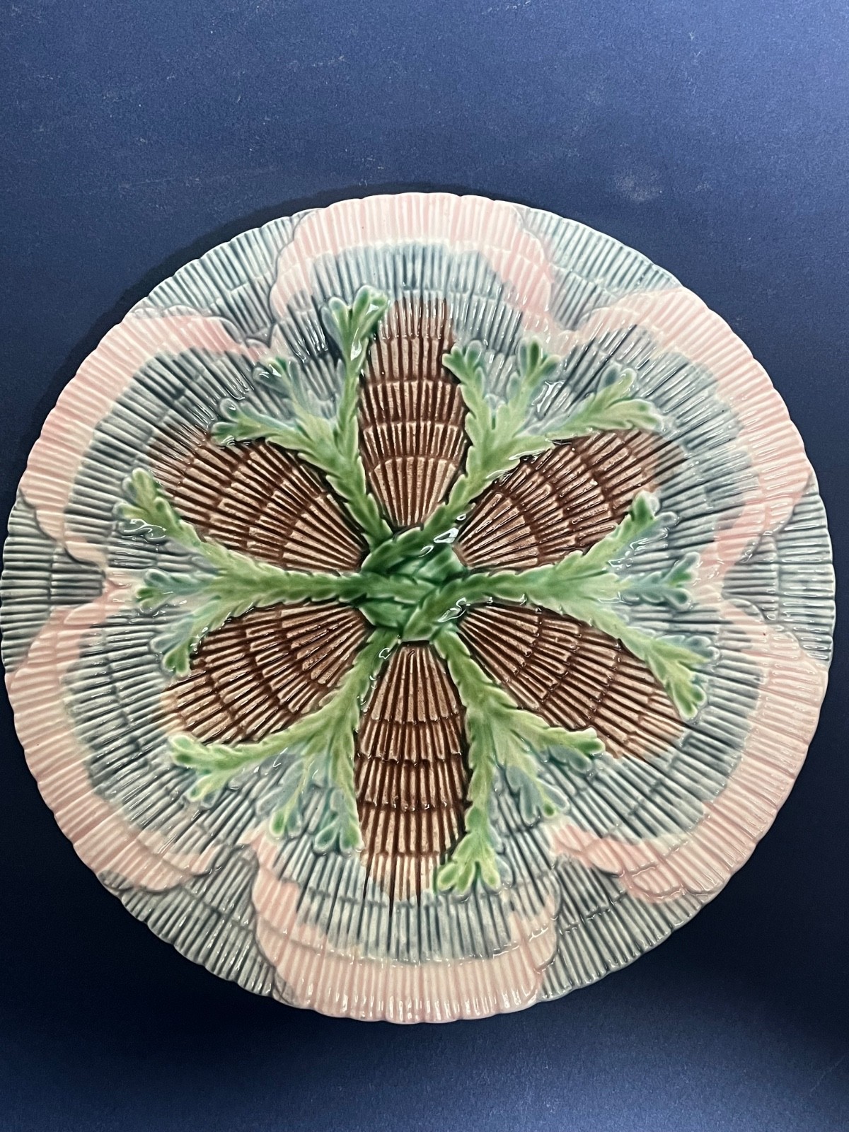 Rare 1 -Horchow Etruscan Majolica Shell And Seaweed 8 1/2 in Plate, j 81 Rare 1 -Horchow Etruscan Majolica Shell And Seaweed 8 1/2 in Plate, j 81