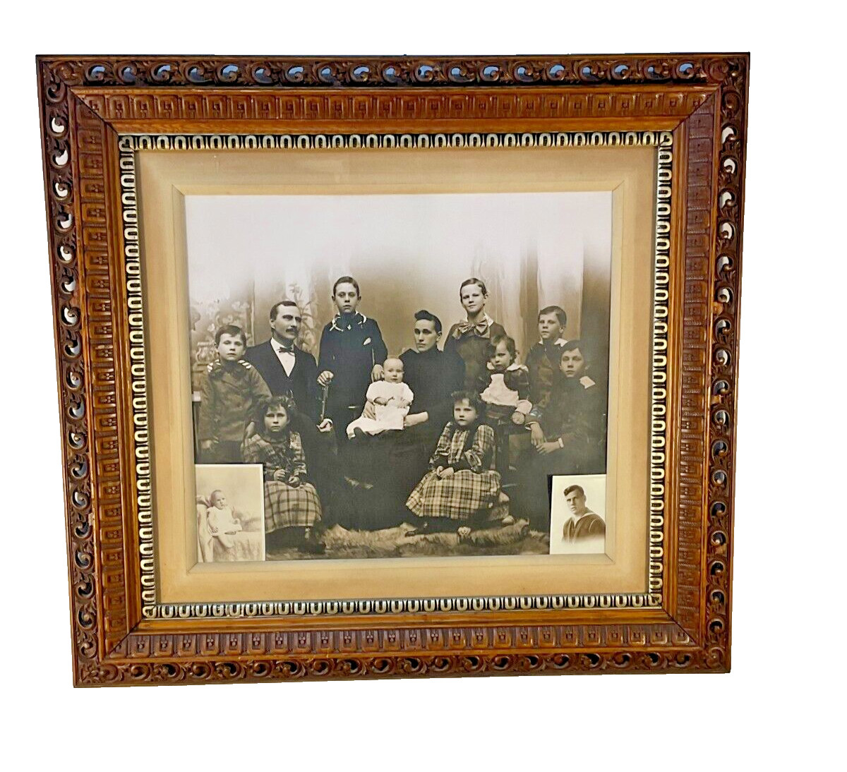 antique pierced carved oak victorian & gilt frame mirror mirror painting antique pierced carved oak victorian & gilt frame mirror mirror painting