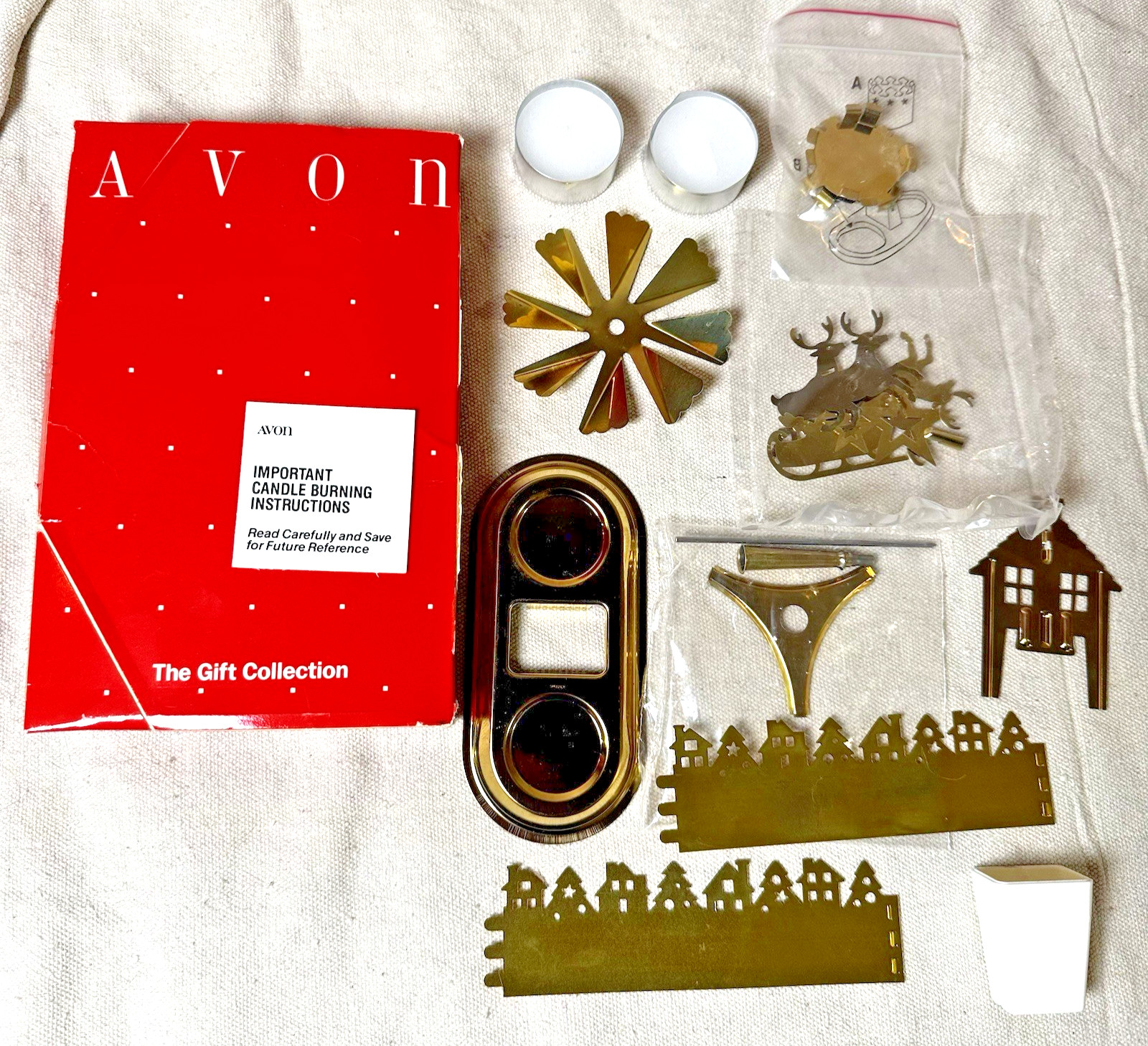 VTG 1992 NEW Avon Santa-Go-Round Tealight Mobile Brass Candle Carousel Box