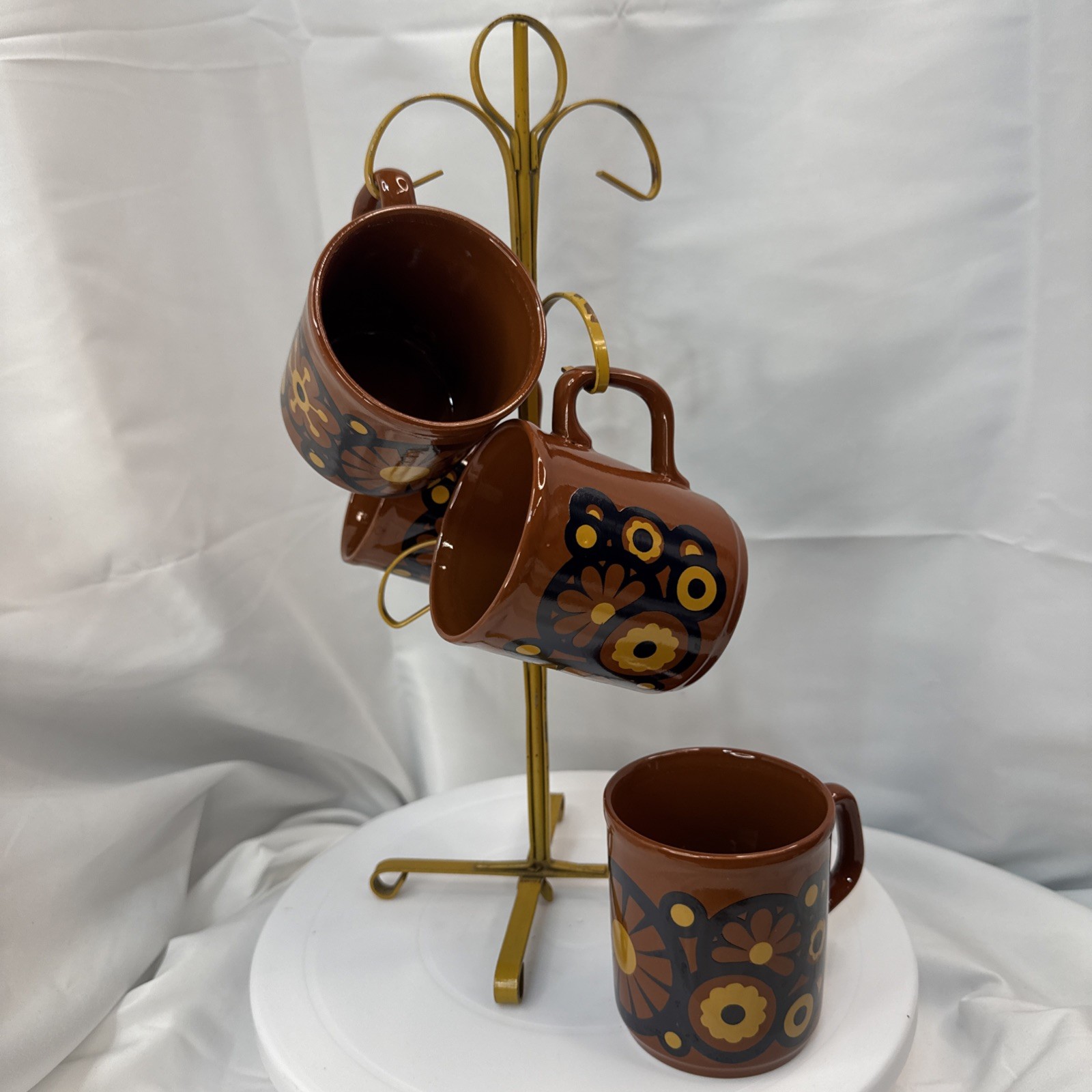 2 VTG 1970’s Staffordshire Coffee Cups/Mugs Flower Power Groovy Mod -MCM-England