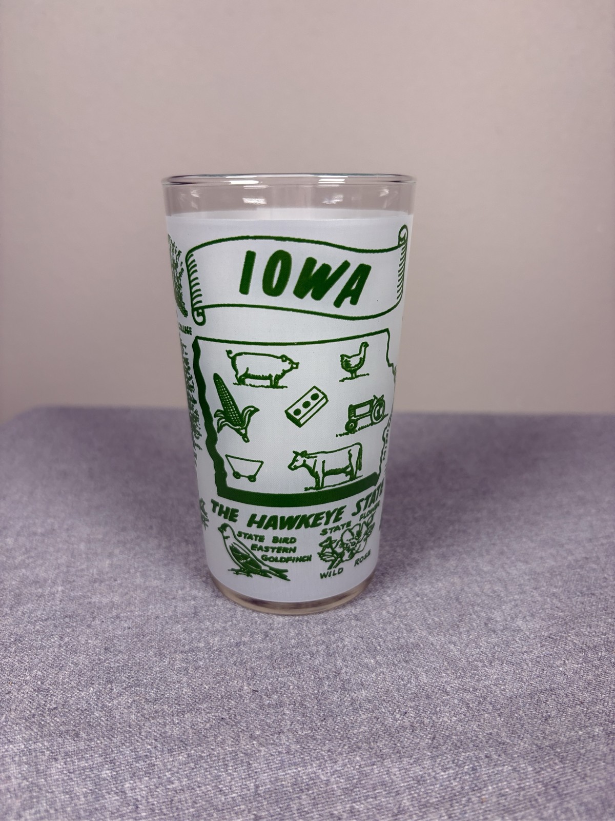VTG Hazel Atlas Iowa The Hawkeye State Souvenir Drinking Glass Frosted Green VTG Hazel Atlas Iowa The Hawkeye State Souvenir Drinking Glass Frosted Green