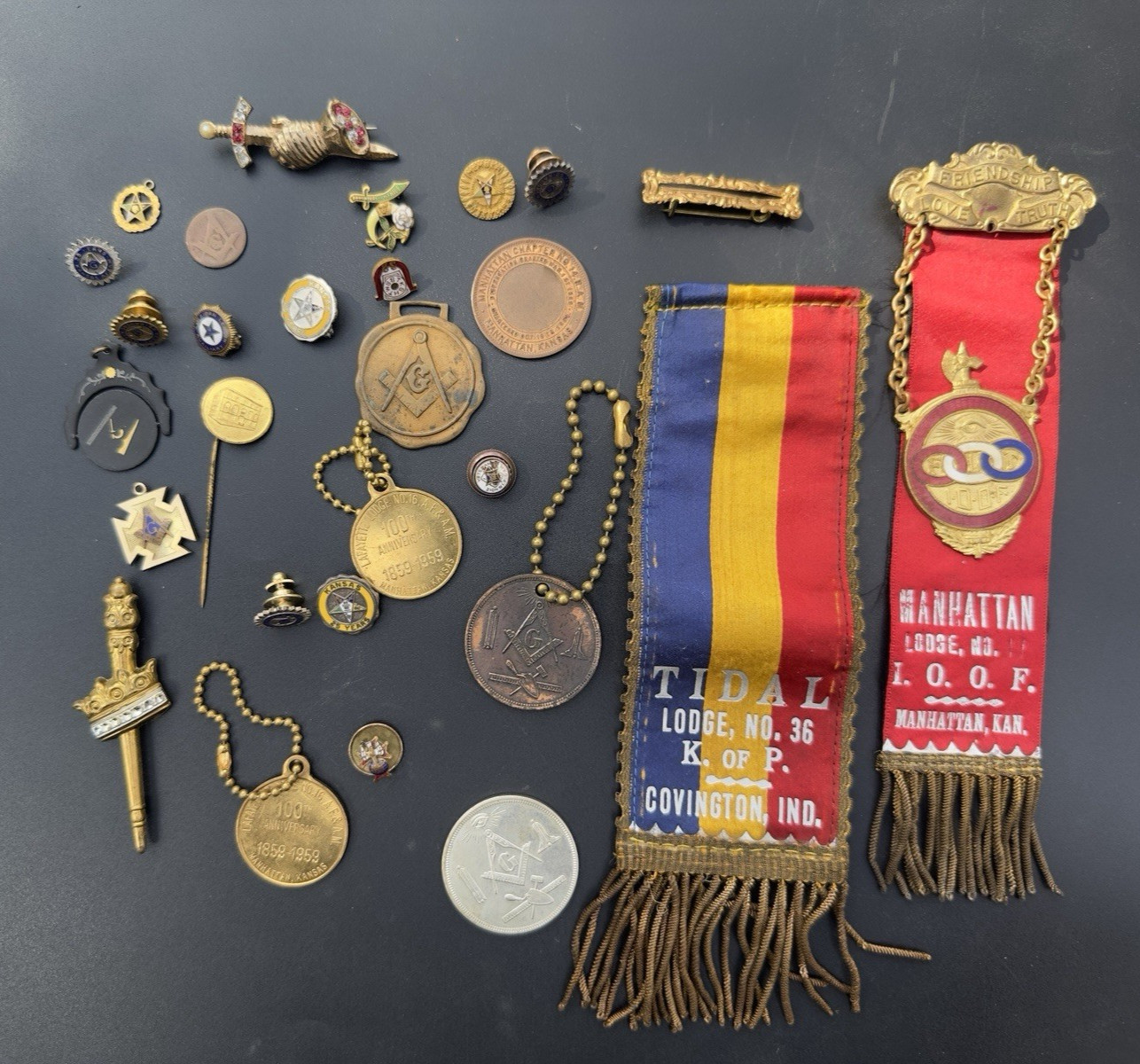 Lot Of Antique and Vintage Fraternal Masonic Pins, Medals, Coins, Fobs Mason Lot Of Antique and Vintage Fraternal Masonic Pins, Medals, Coins, Fobs Mason