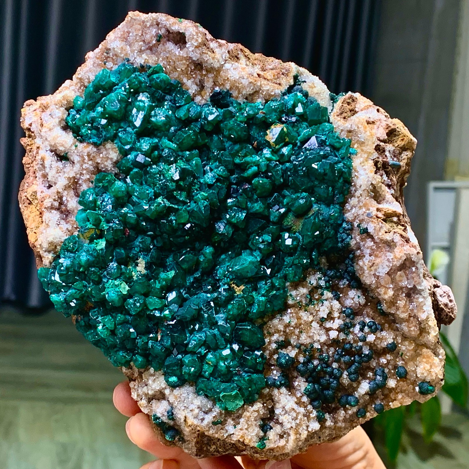 3.86LB Natural green dioptase emerandine gemstone cluster mineral specimen