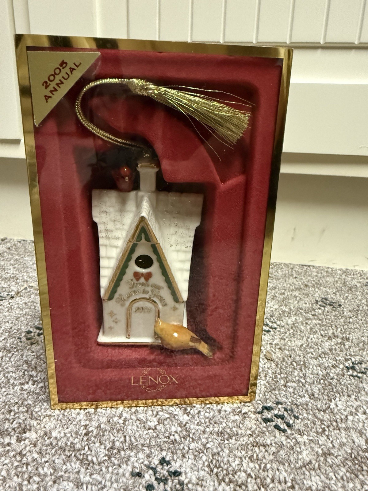 2005 Lenox Christmas Ornament Birdhouse