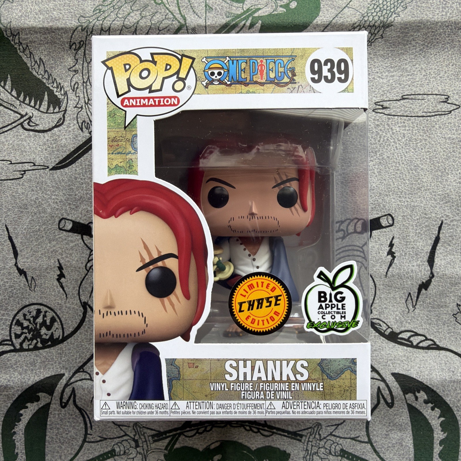 One Piece Funko Pop Shanks CHASE #939 (Big Apple) light box damage One Piece Funko Pop Shanks CHASE #939 (Big Apple) light box damage