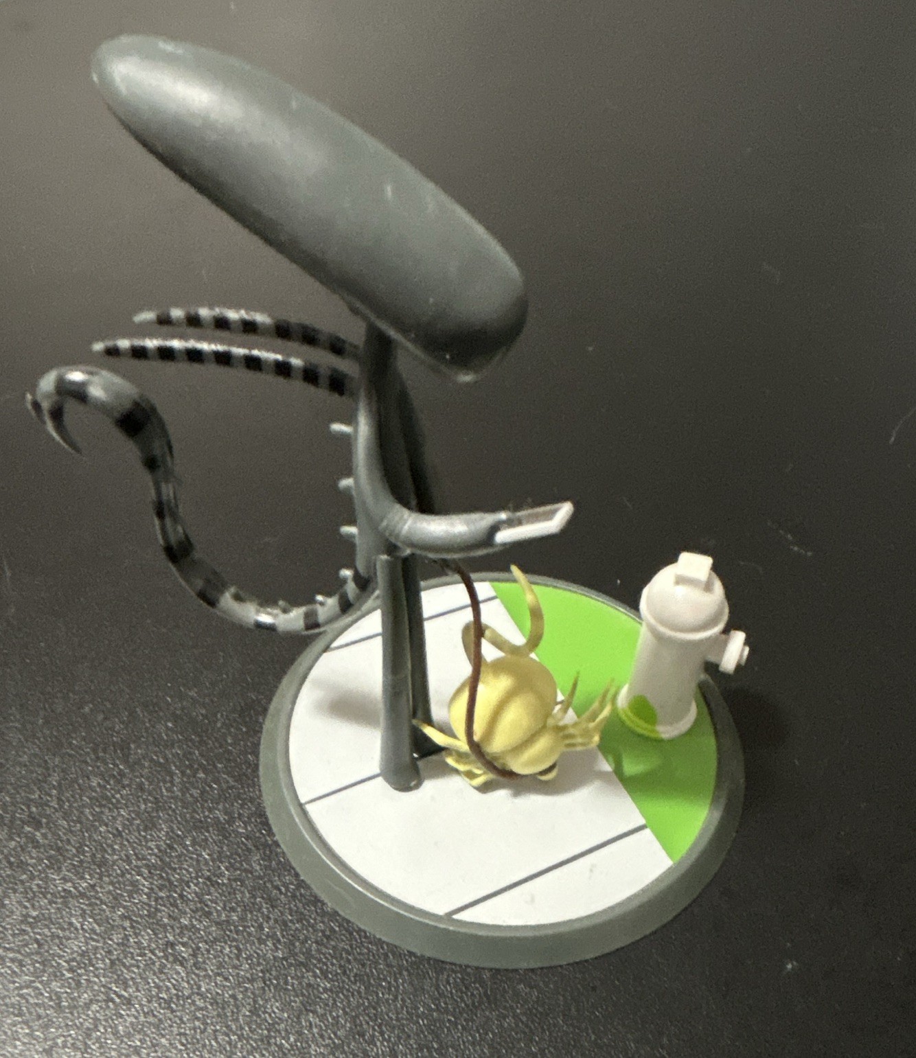 Alien Lootcrate Out For A Walk No Box Alien Lootcrate Out For A Walk No Box