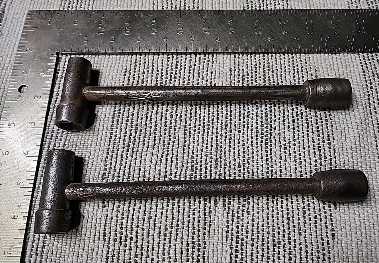 (2) WALDEN WORCESTER Tomahawk 1620 1/2 x 5/8\ (2) WALDEN WORCESTER Tomahawk 1620 1/2 x 5/8\
