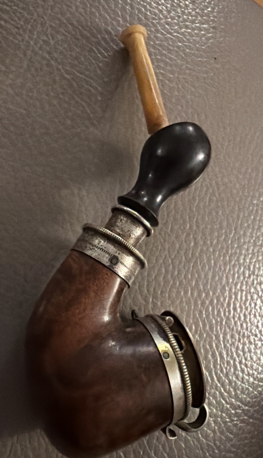 Vintage Swiss Made BBK Tobacco Smoking Pipe With Hinged Lid Tobaciana Vintage Swiss Made BBK Tobacco Smoking Pipe With Hinged Lid Tobaciana