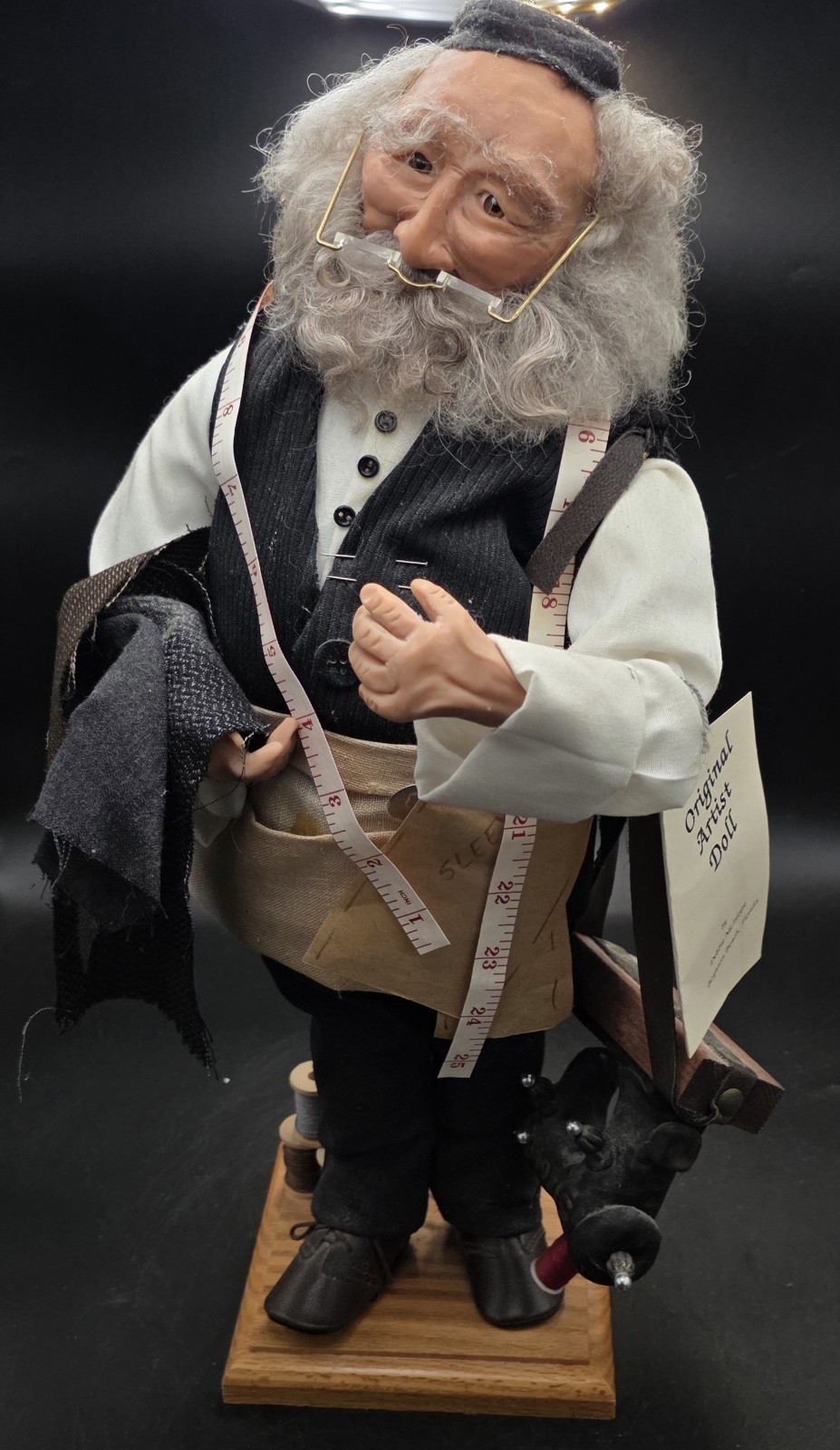 Vtg Debbie Mcintyre Orthodox Jewish Tailor With Tape & Sewing Machine Diorama Vtg Debbie Mcintyre Orthodox Jewish Tailor With Tape & Sewing Machine Diorama