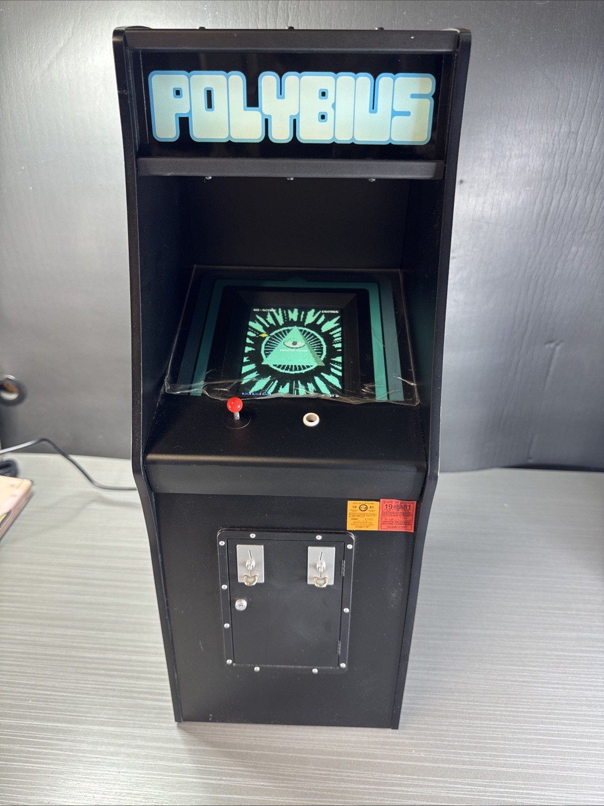 Polybius Numskull Quarter Arcades 1/4 Scale USB Charging Machine (see Descrip) Polybius Numskull Quarter Arcades 1/4 Scale USB Charging Machine (see Descrip)