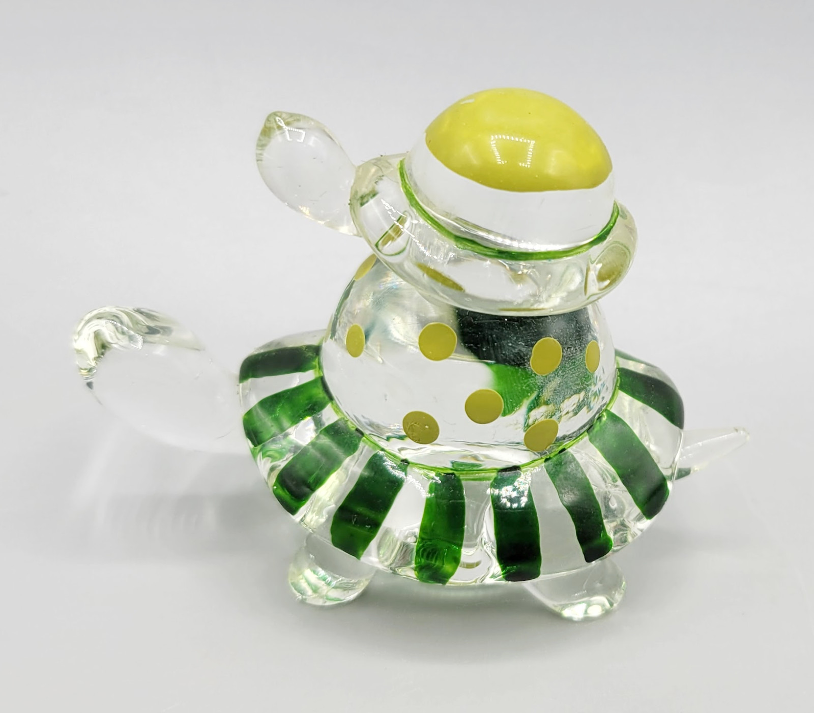 Vintage Murano Style Hand Blown Glass Turtle Figurine Green Polka Dot Paperweigh Vintage Murano Style Hand Blown Glass Turtle Figurine Green Polka Dot Paperweigh