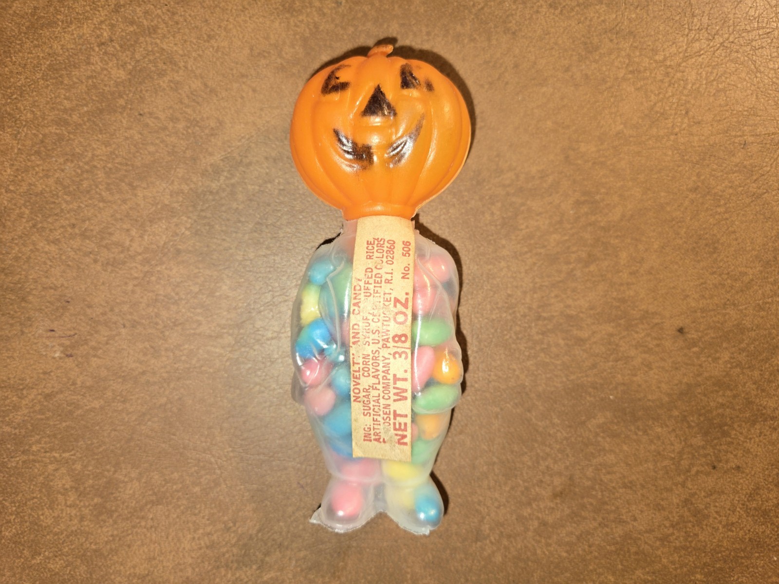 VTG E. ROSEN PLASTIC HALLOWEEN JACK-O-LANTERN 3/8 OZ CANDY CONTAINER /LABEL #1