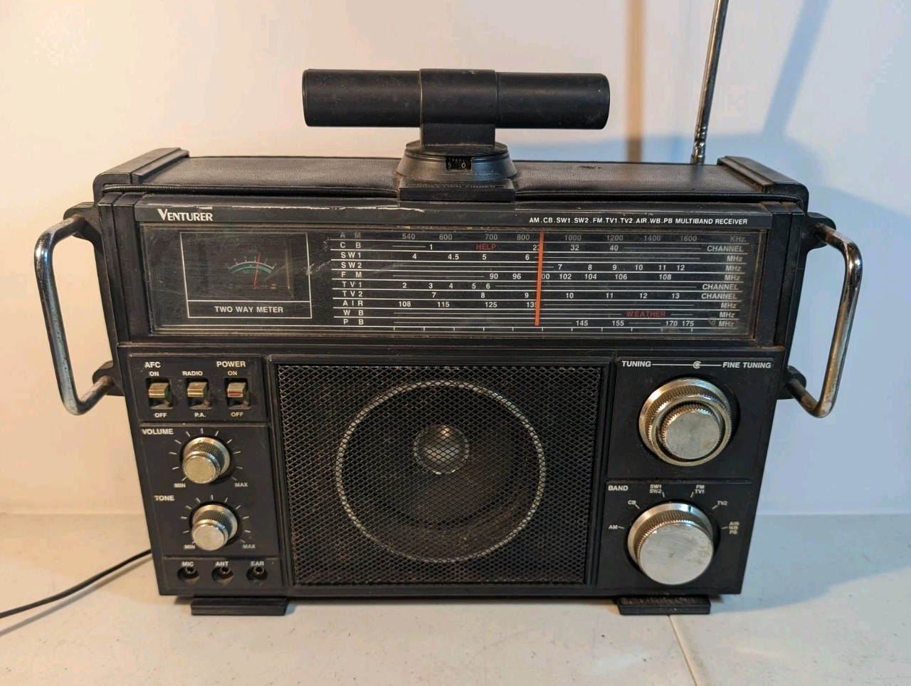 VINTAGE VENTURER 10 BAND RADIO MODEL #2959-2 AC - DC TESTED OK AM FM SW TV CB WB