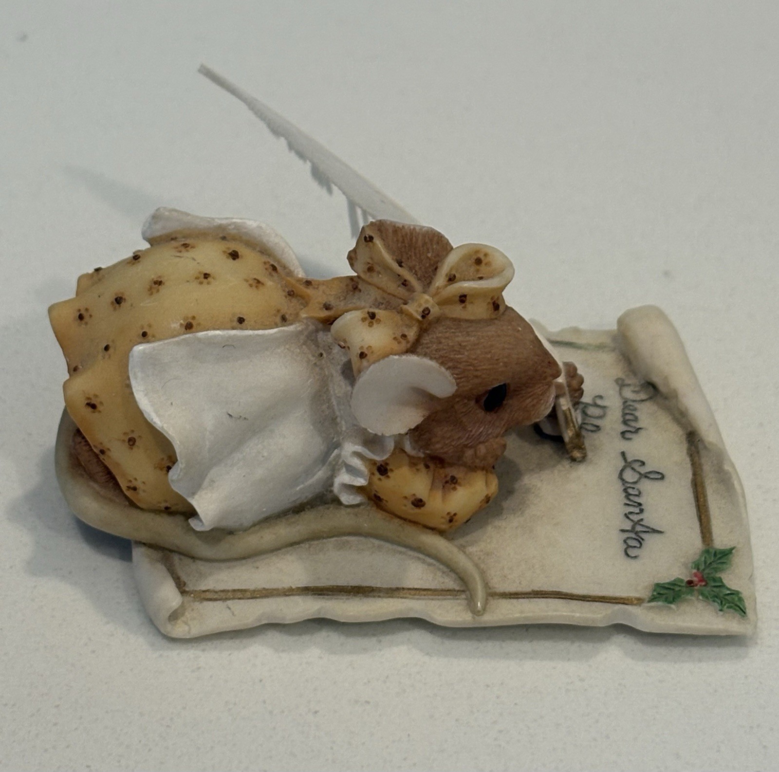 1997 Priscilla\'s Mouse Tales Dear Santa I\'ve Been Good All Year Figurine